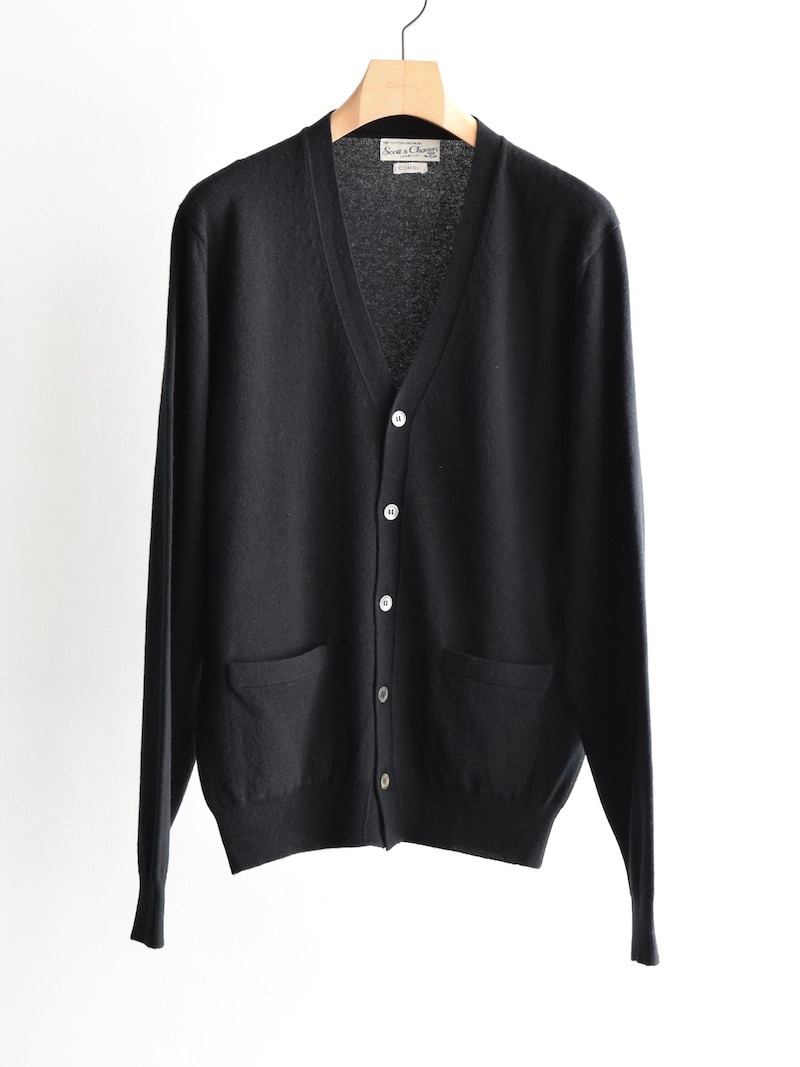 COMOLI(コモリ) / SCOTT&CHARTERS別注 Vネックカーディガン / BLACK