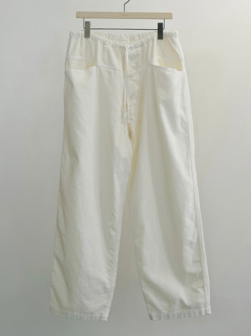 COMOLI(コモリ) / コーデュロイ ドローストリングパンツ / WHITE 26SS