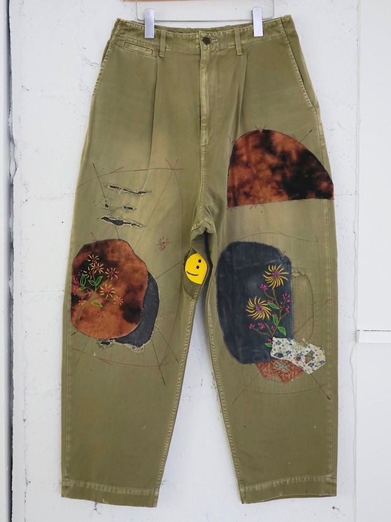 KAPITAL(キャピタル) / かつらぎ ハイウエストニームパンツ(ジプシーパッチリメイク) / カーキ / 25AW 