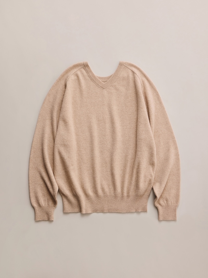 NICENESS(ナイスネス) / GIBBONS / ギボンズ (ビキューナカシミヤニットプルオーバー) / NATURAL / 26AW