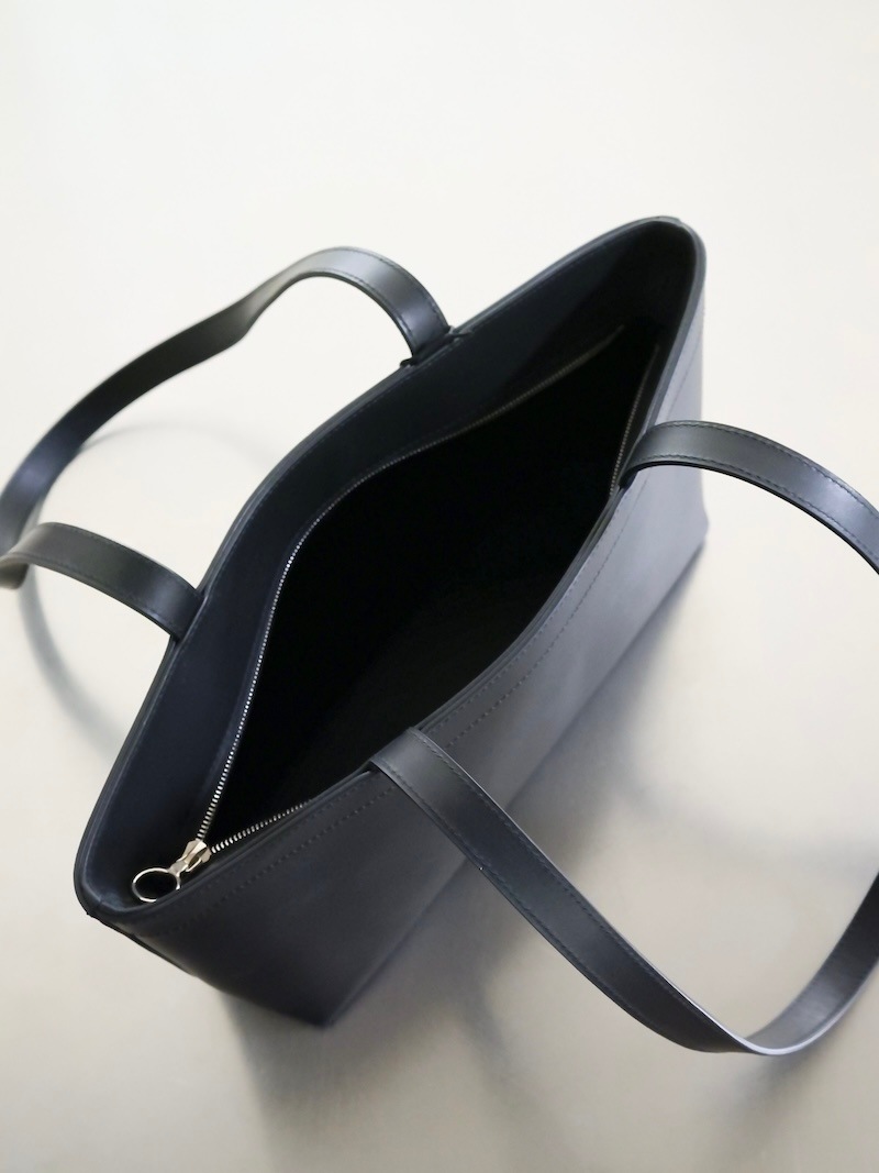 Aeta(アエタ) / GE09 LONG HANDLE ZIPPER TOTE : S 26SS | 商品一覧