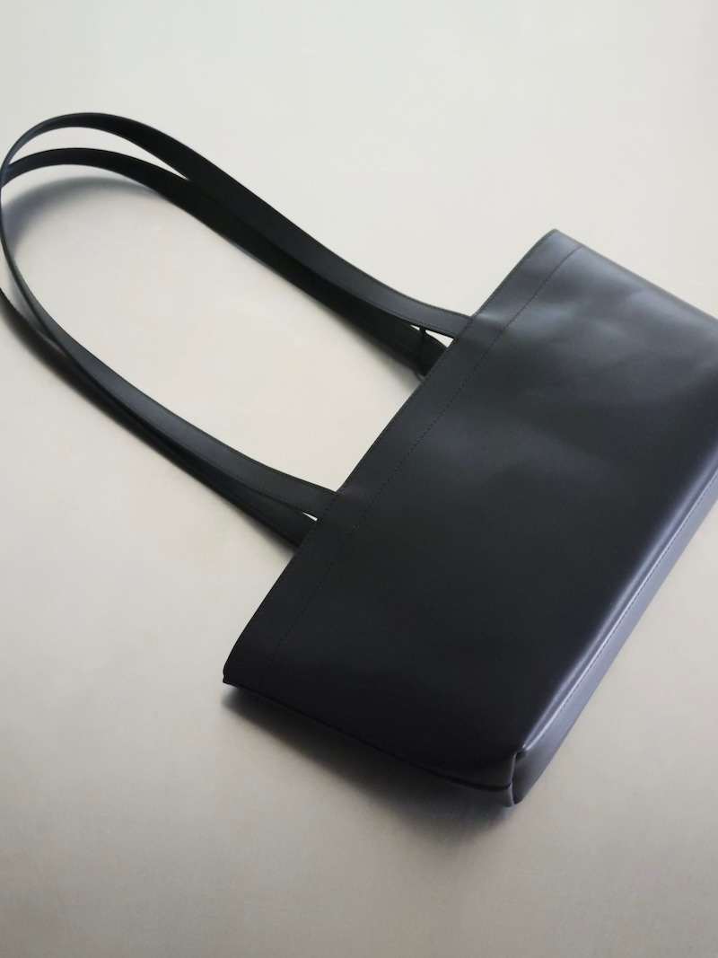 Aeta(アエタ) / GE09 LONG HANDLE ZIPPER TOTE : S 26SS | 商品一覧