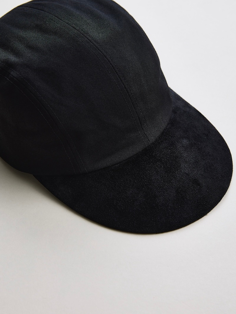 NICENESS(ナイスネス) / LOESS / ロエス (レザーベルトチノキャップ) / BLACK / 26SS