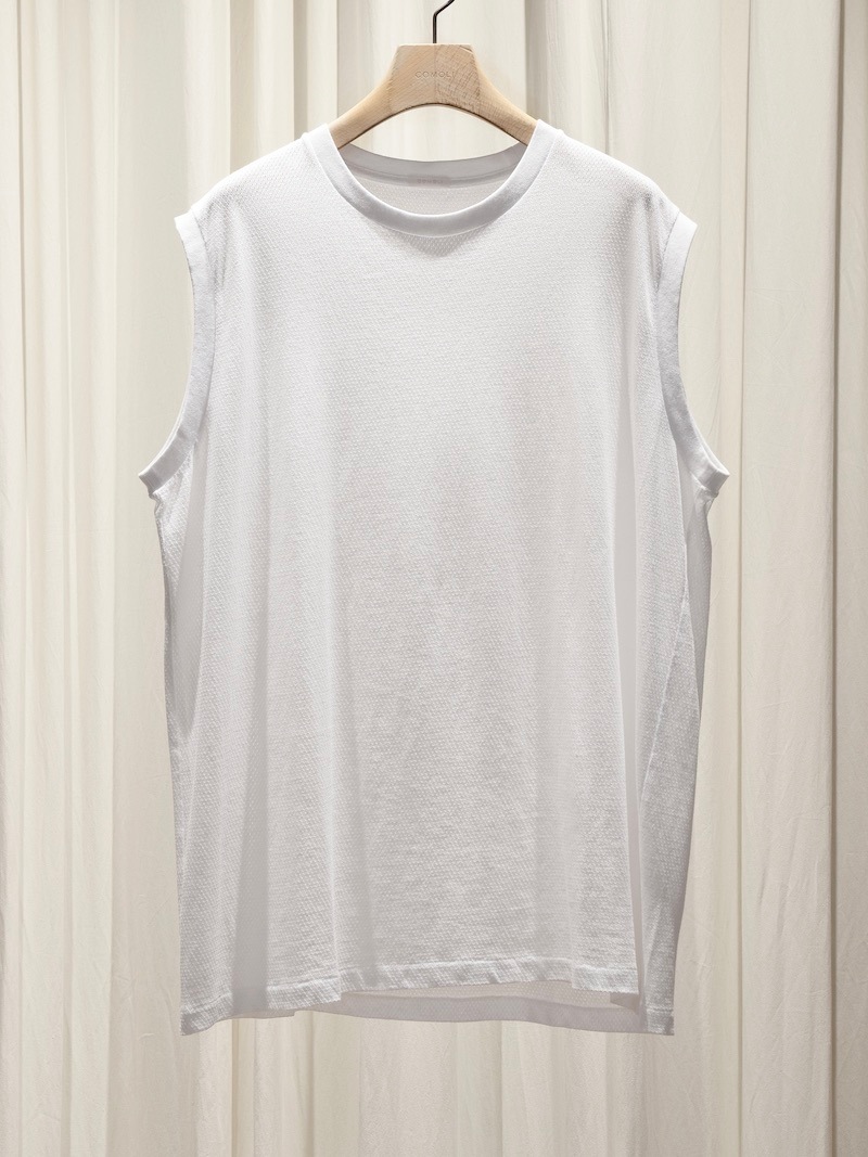 COMOLI(コモリ) / コットンメッシュ ノースリーブ / WHITE 25SS