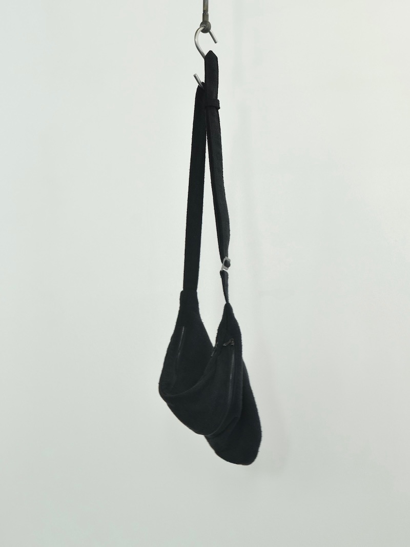 COMOLI(コモリ) / シルクネップ ウエストバッグ / BLACK 26SS