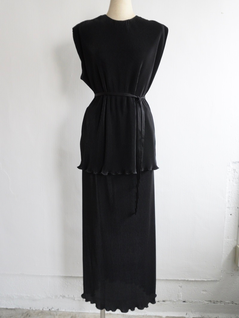 カホリ RIM.ARK リムアークBlack dress ワンピース カホリ様専用 RIM.ARK リムアークBlack dress ワンピース