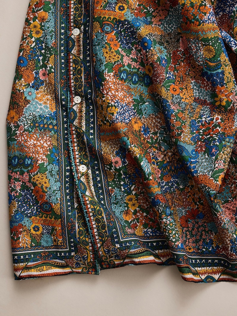 NICENESS(ナイスネス) / P.JAMET / P.ジャメット (グラフィカルパターンスカーフシャツ) / IVORY / 26AW