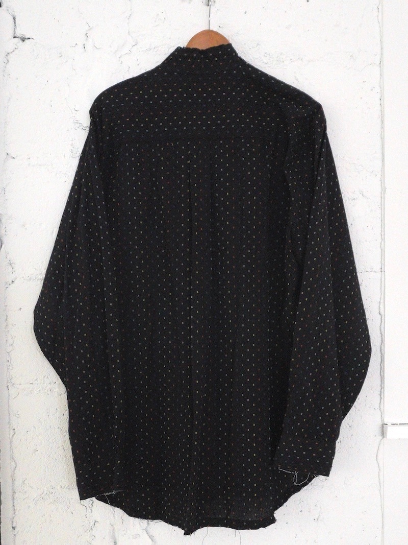 BLACKBIRD (ブラックバード) / cut off collar shirt (dot) 26SS