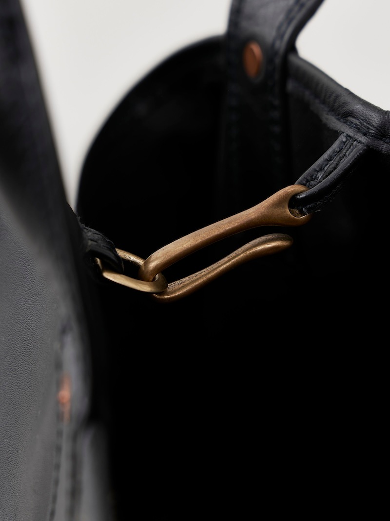 NICENESS(ナイスネス) / H.LEDZ / H.レッズ ( ホースレザーショルダー