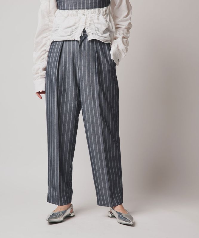 ソフトタッチツイルタックテーパードパンツ