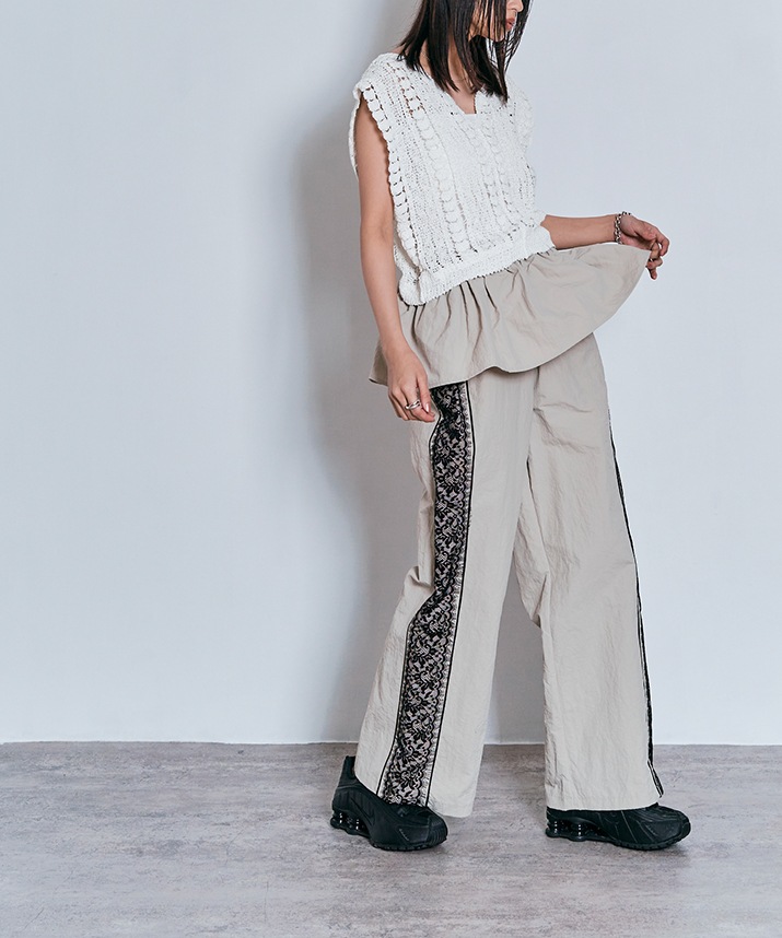 キーネッククロシェニットトップス 全2色 【SALE】