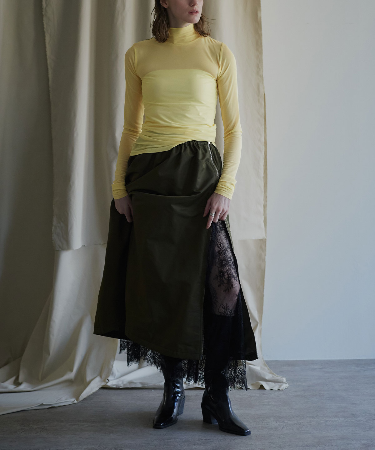 ストレッチメッシュハイネックトップス | すべての商品 | W:Huku