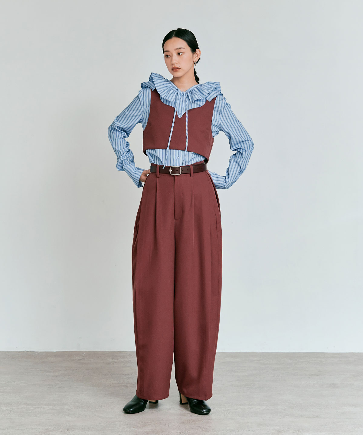 ストレッチソフトツイルコクーンスラックス 全4色