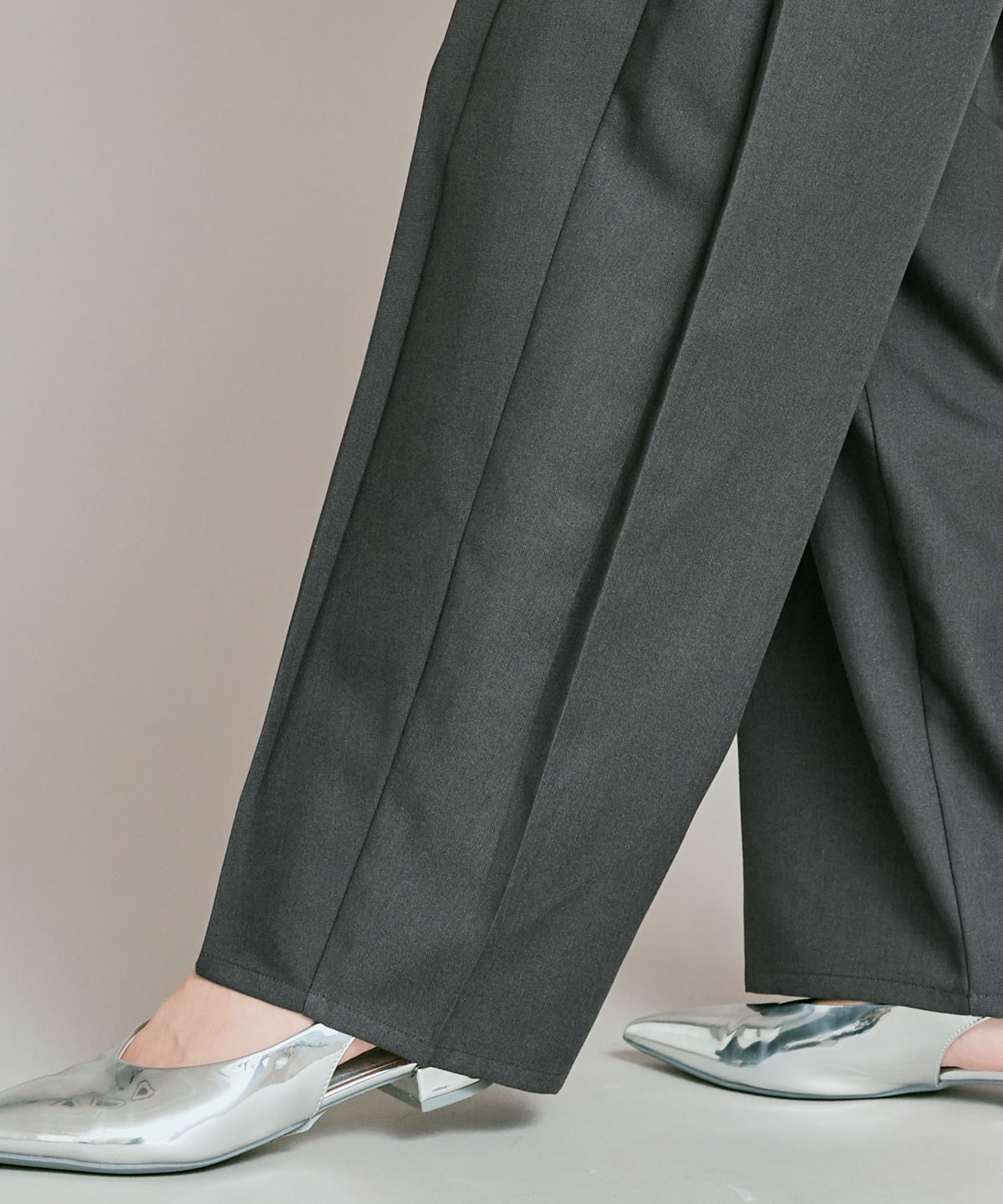 ストレッチソフトツイルコクーンスラックス 全4色