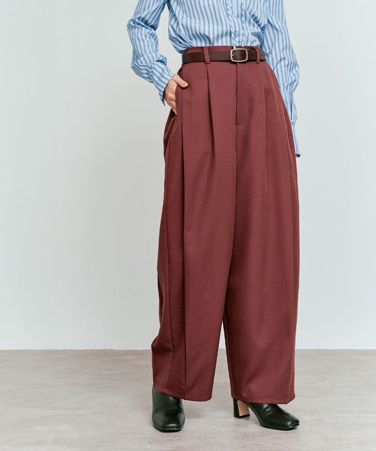 ストレッチソフトツイルコクーンスラックス 全4色