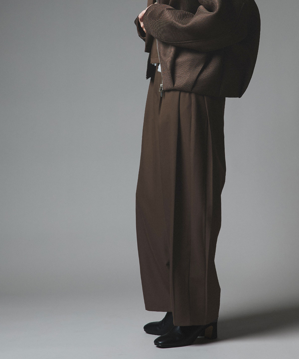 ストレッチソフトツイルコクーンスラックス 全4色