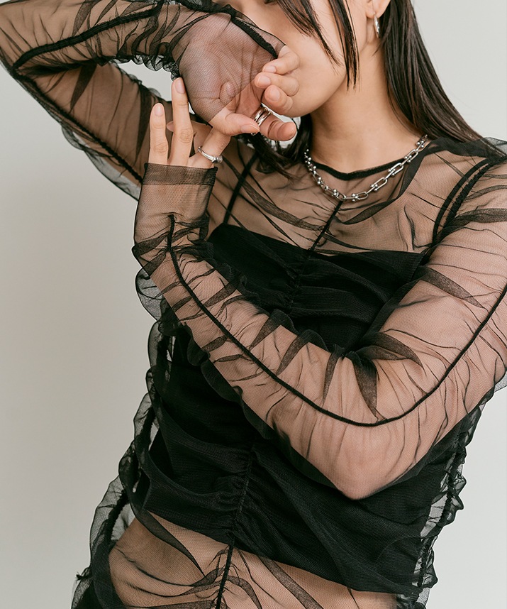 machatt のシャーリングトップス one off shoulder shirring tops/ワンオフショルダー