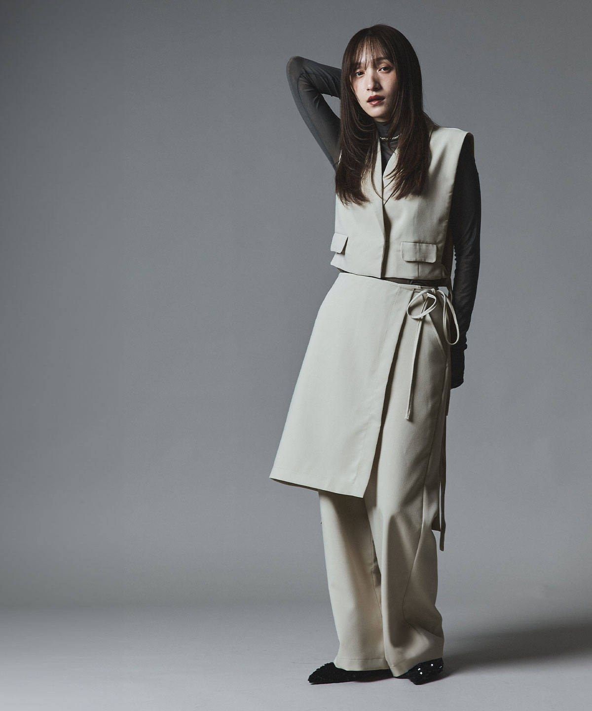 bacca/リネンツイルショートベスト/黒 リネンツイル ショートベスト｜トゥモローランド 公式通販