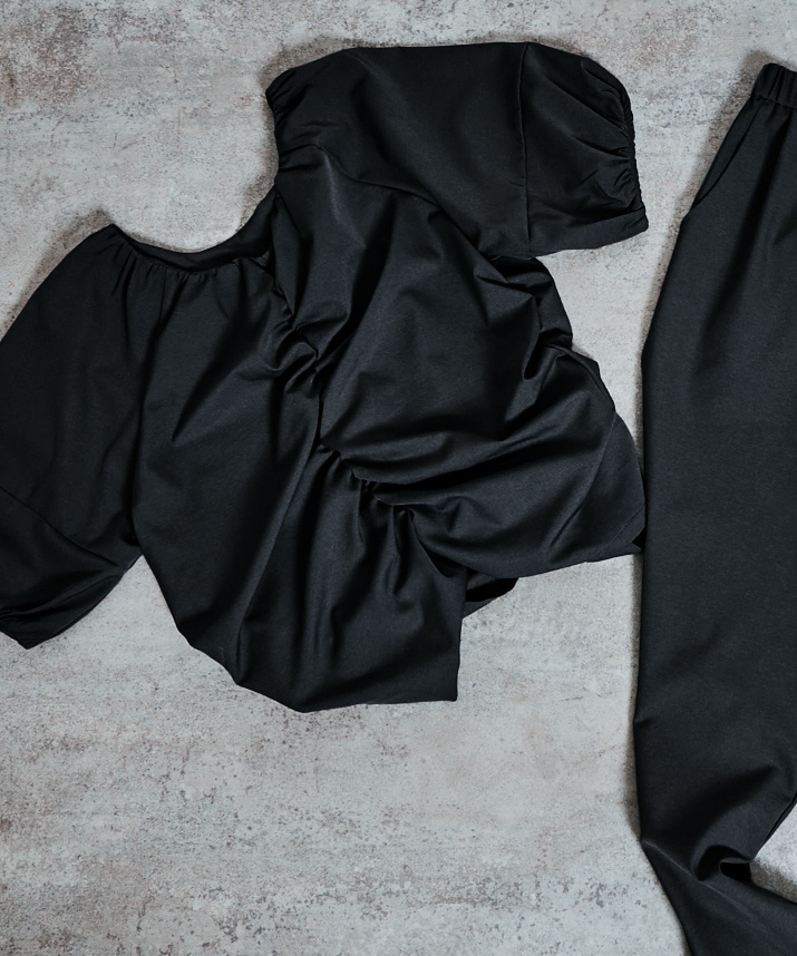 シャーリングハーフスリーブブラウス 全4色 2サイズ 【SALE】