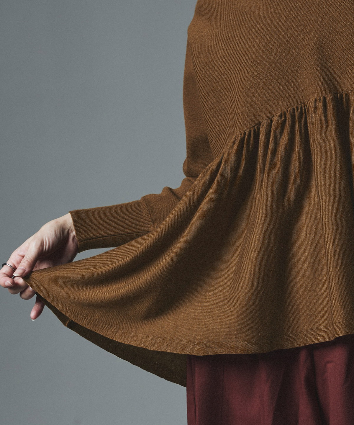 【予約販売】ウールミックスライトニットペプラムトップス 全4色