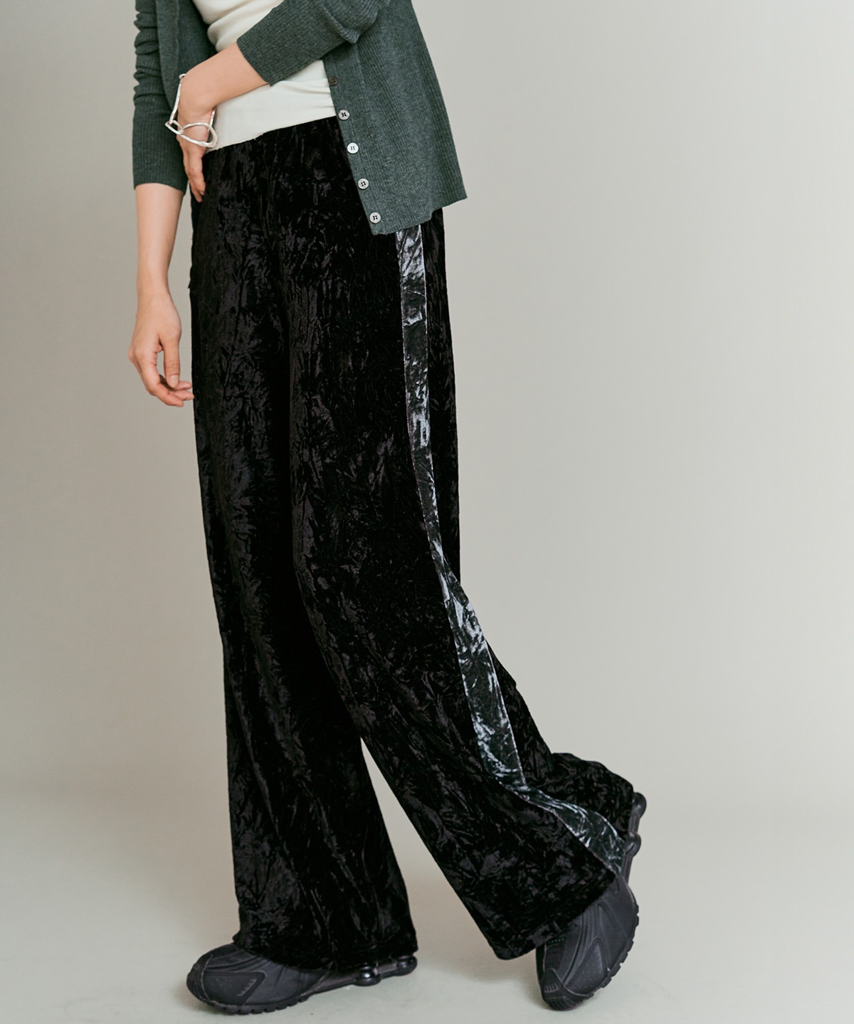 クラッシュベロアサイドラインパンツ 全4色