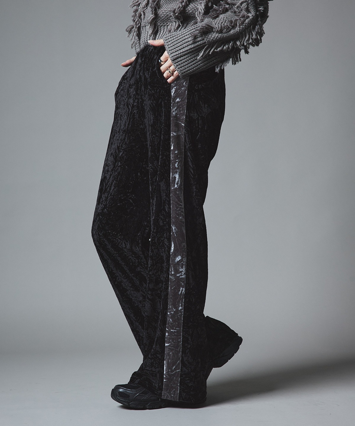 クラッシュベロアサイドラインパンツ 全4色