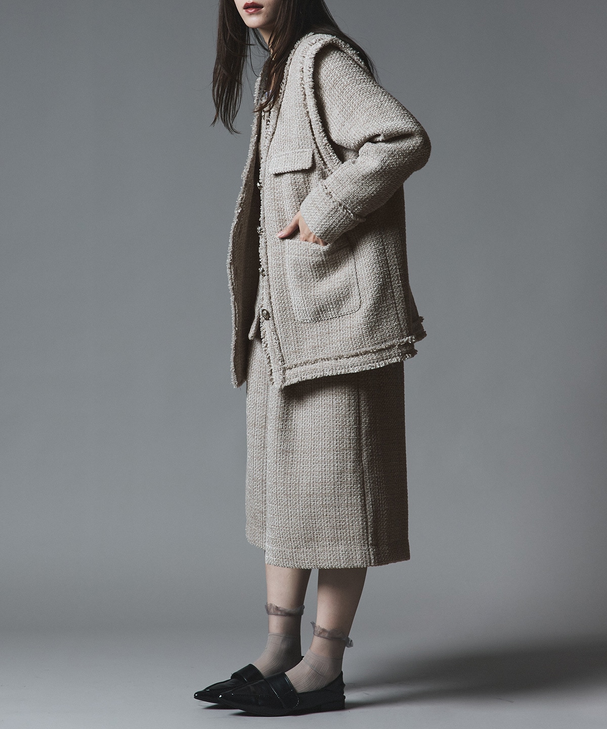 ルーニィ新品紙タグ付き⭐️洗える❗️ツイード調バミューダパンツハーフパンツ ルーニィ24年新品紙タグ付き⭐️洗える❗️ツイード調バミューダパンツ