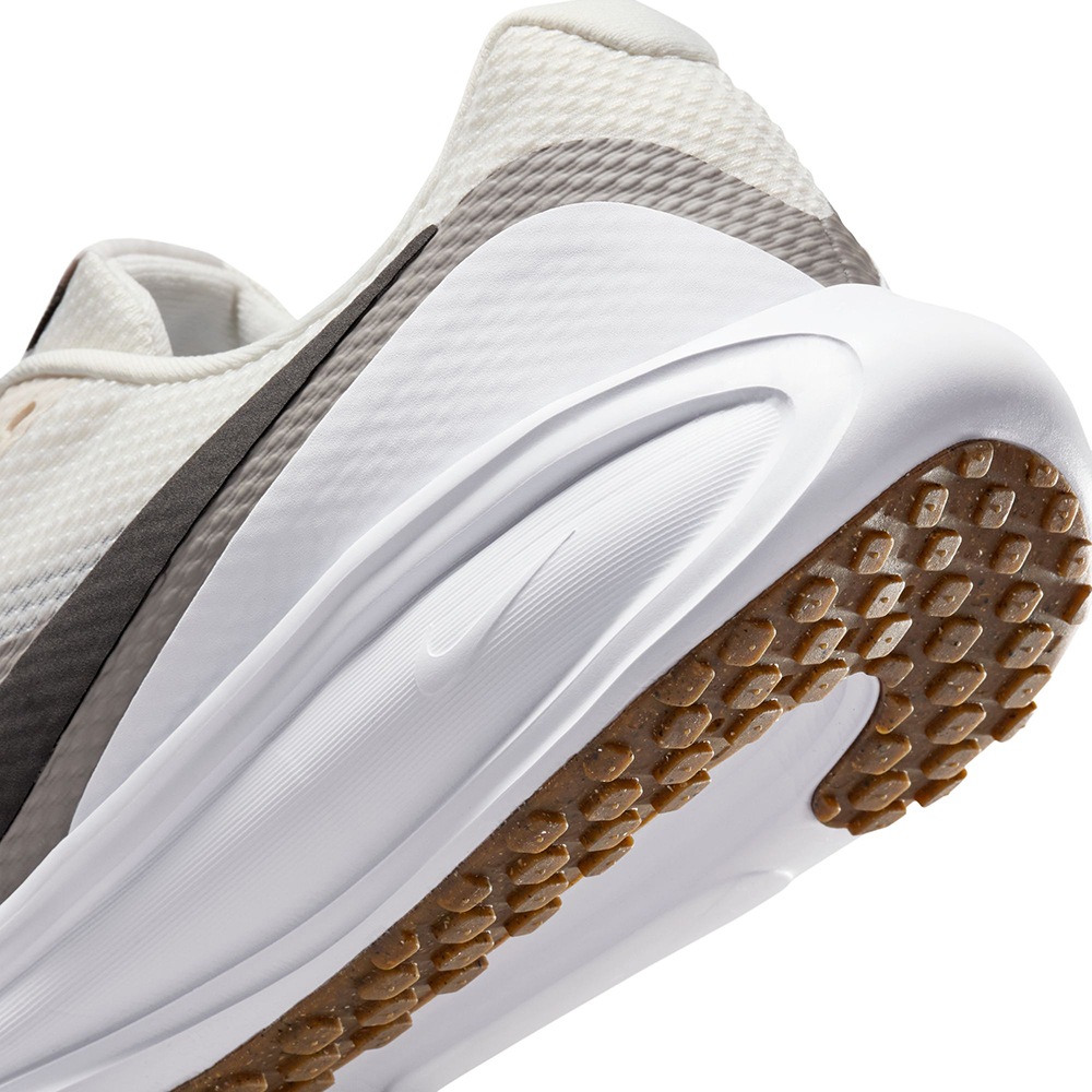 NIKE REVOLUTION 8 WIDE