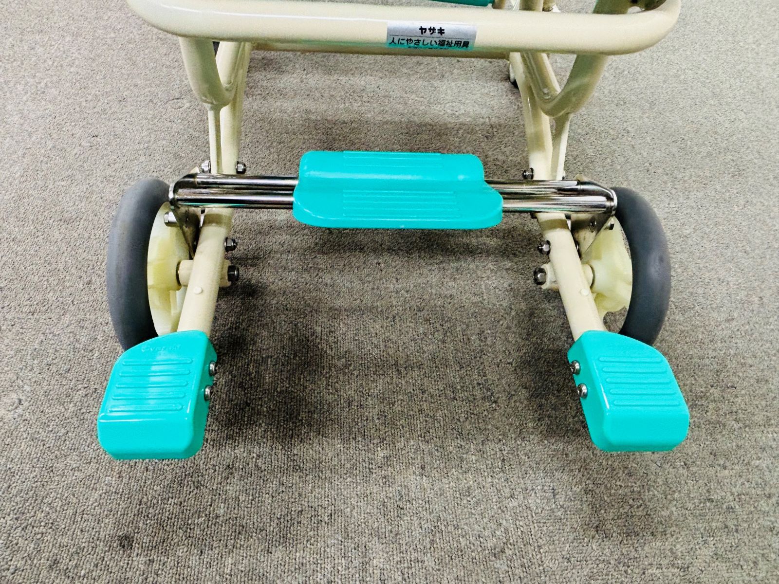 入浴補助用具　シャワーキャリー　デラックスタイプ　CAK-200F　【中古】