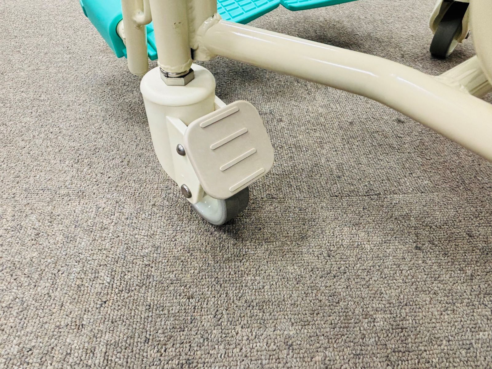 入浴補助用具　シャワーキャリー　デラックスタイプ　CAK-200F　【中古】