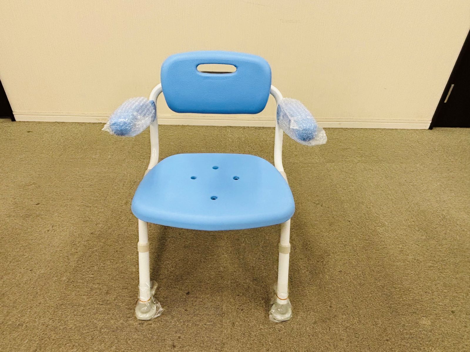 入浴補助用具　シャワーチェア　ユクリアミドルSP　ワンタッチ折りたたみ　ブルー【中古】
