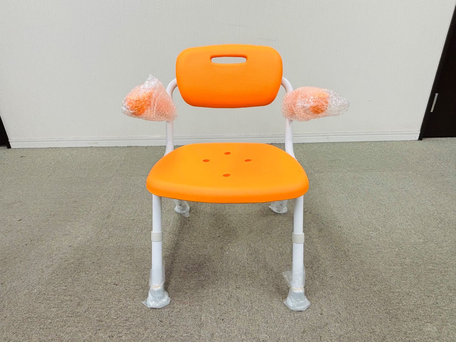 入浴補助用具　シャワーチェア　ユクリアミドルSP　折りたたみN　オレンジ【中古】