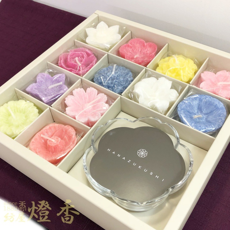 カメヤマのご進物 『花づくしギフトセット(植物性)』フローティングキャンドル | 取扱いメーカー,カメヤマローソク,ご進物 | 創業130年長崎の線香・ ろうそく・お香専門店 「紡屋 燈香」 カメヤマのご進物 『花づくしギフトセット(植物性)』フローティングキャンドル | 取扱いメーカー,カメヤマローソク,ご進物 | 創業130年長崎の線香・ ろうそく・お香専門店 「紡屋 燈香」