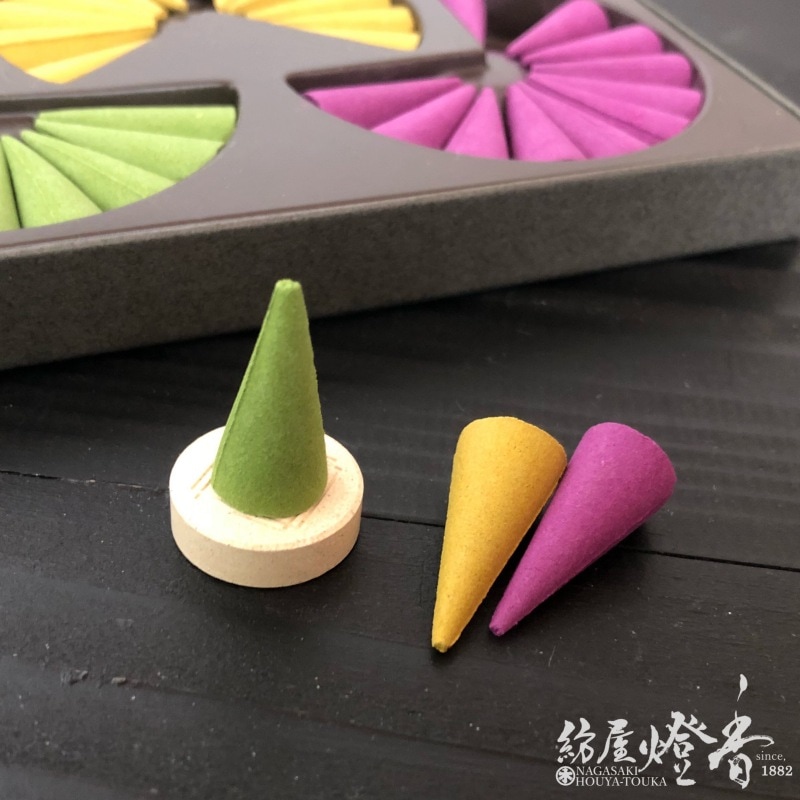 松栄堂のお香『香水香 花世界 STAR（スター)【3種アソート】36粒入