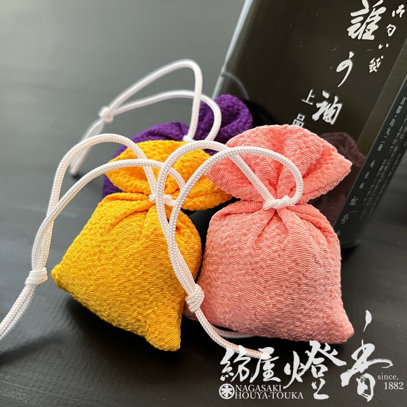 匂い袋/匂香『誰が袖(たがそで)【無地-上品の香り-】ちりめん生地一入