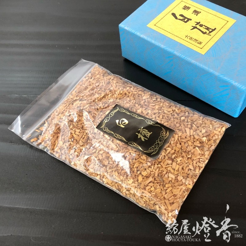 白檀  刻み 焼香/香原料『福運白檀(ふくうんびゃくだん)【細製/刻】30g紙箱入』大