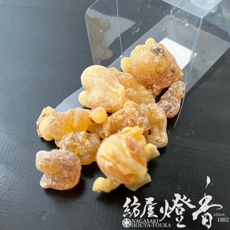 香木/香原料『粒【乳香(にゅうこう)・グリーン-Frankincense-[25g