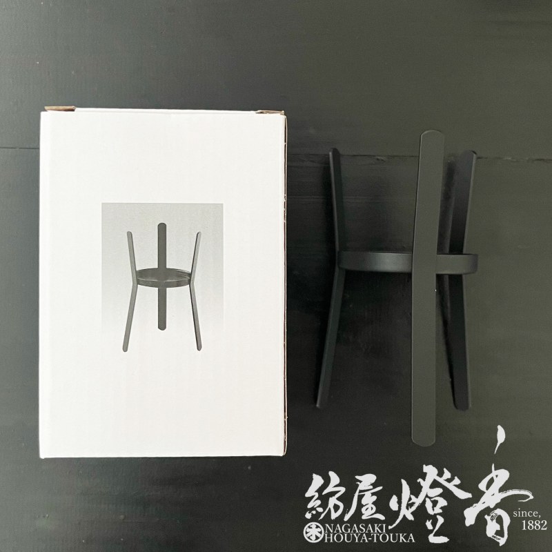 燭台/仏事具『カップローソク用燭台【三脚燭台/ブラック】紙箱