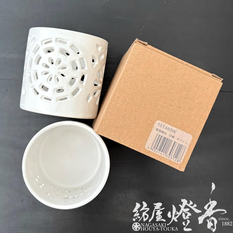 陶器製燭台 燭台/仏具『マルチに使える陶製燭台【日輪(にちりん)/ホワイト】紙箱入