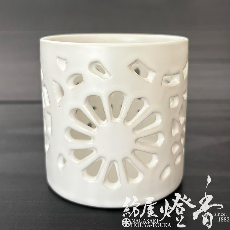 燭台/仏具『マルチに使える陶製燭台【日輪(にちりん)/ホワイト】紙箱入