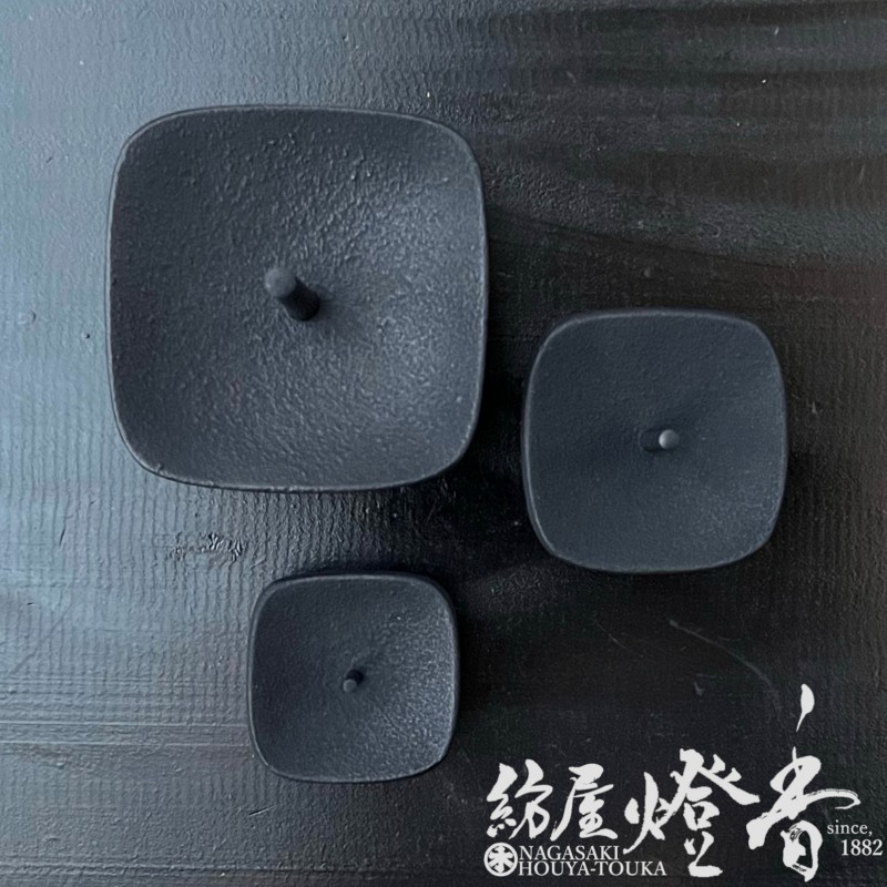 燭台/蝋燭立『和ろうそく用【南部鉄器・こま燭台/中サイズ】紙箱[南部