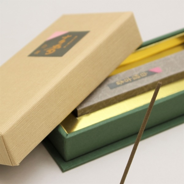 【新品/箱にやや汚れあり】線香 白檀 梅栄堂 好文木 短寸大型×５個 ES29 好文木 短寸大型 - 古香堂 | お香・お線香の梅栄堂オンラインショップ