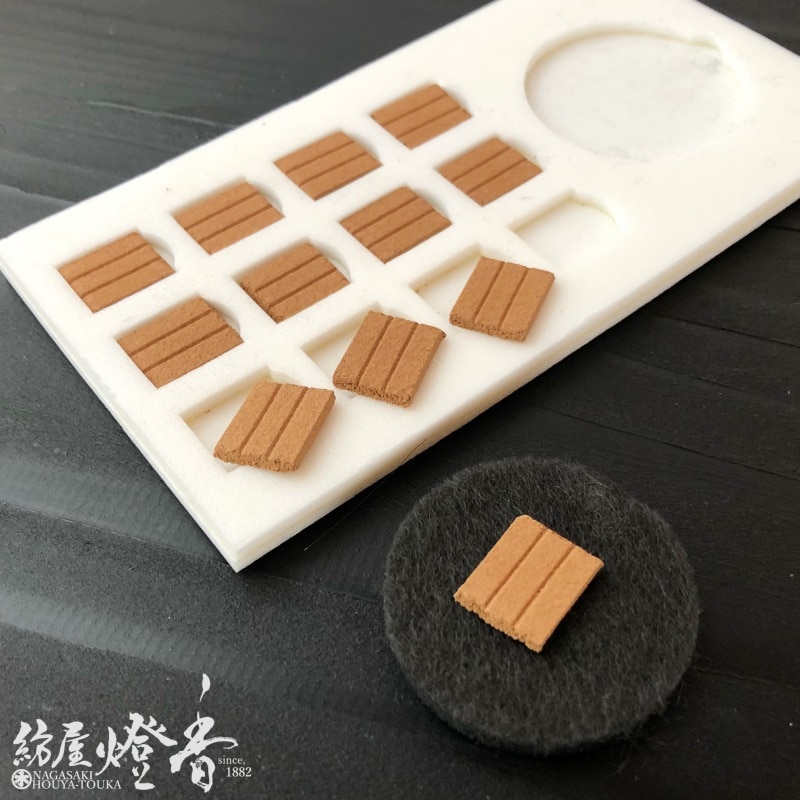 お香/部屋焚き『焚香・新角割【白檀】印香/角割タイプ』精華堂