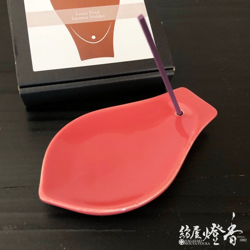 香器『縁シリーズ【縁香皿(穴開き)/蓮弁文・ピンク】[美濃焼