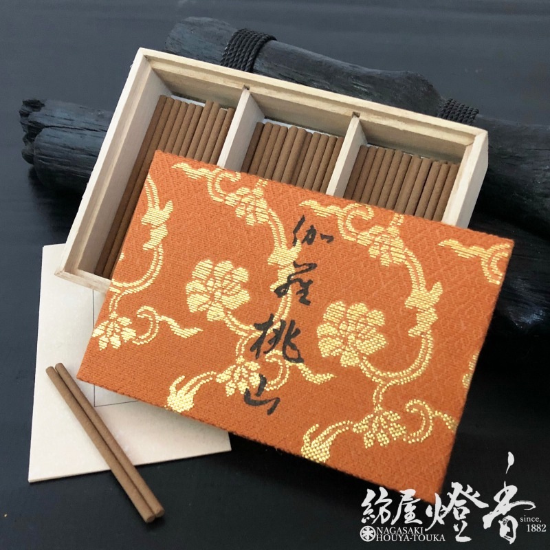 伽羅香木 スティック 木製箱入り 伽羅香木 スティック 木製箱入り 伽羅香木 スティック 木製箱入り 伽羅