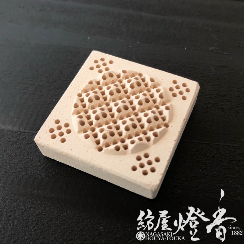 香用具/香立『渦巻・コーン型専用香台【うてな・角型】陶器素焼きた