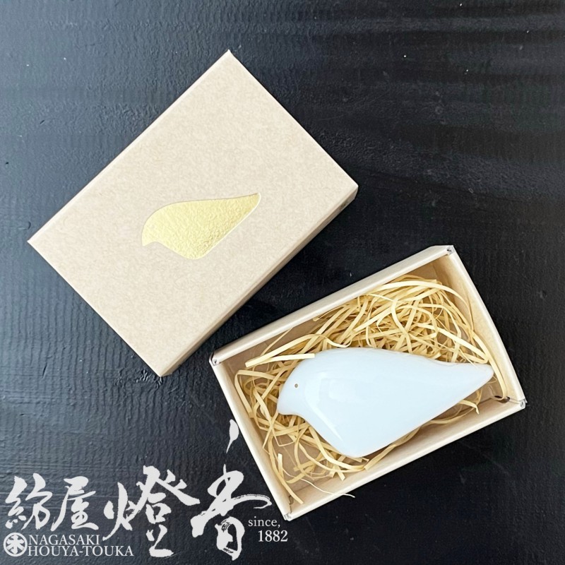 陶器製 鳩の彫刻 香泉 平安 香窯 はと 置物 鳩 京焼 清水焼 逸品 共箱 香立/香器『陶製香立・ハト(鳩)【シロ/SHIRO】紙箱[スティックタイプ用
