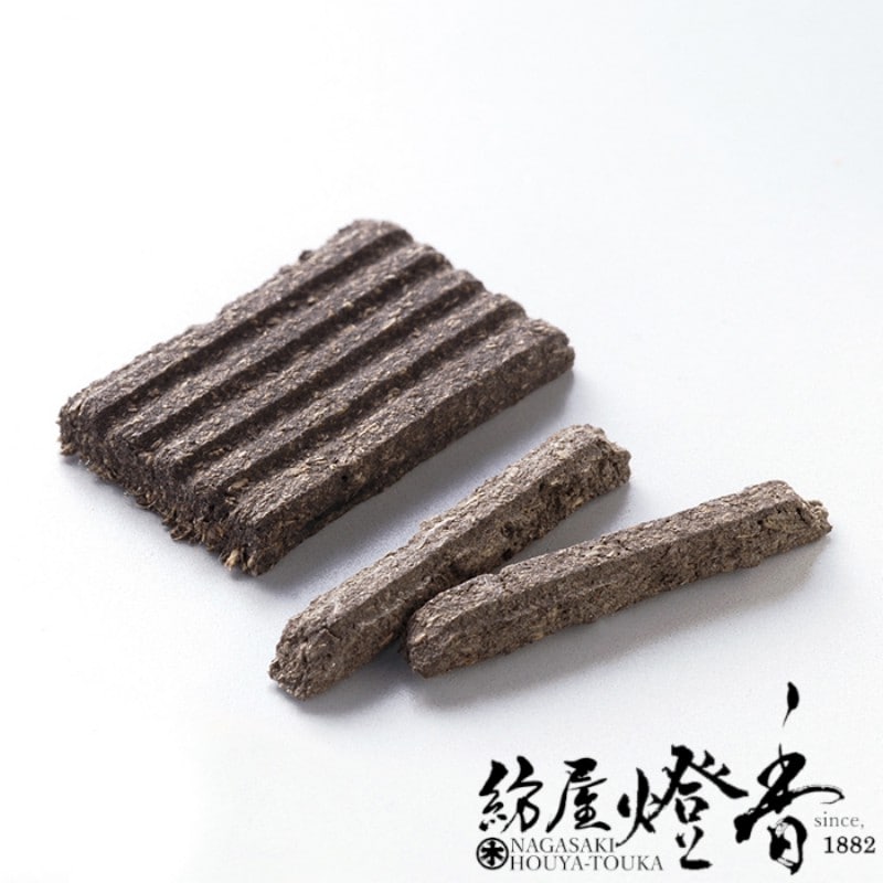 香木/香原料『角割風印香【タニ沈香/15g】紙箱・割筋入』玉初堂