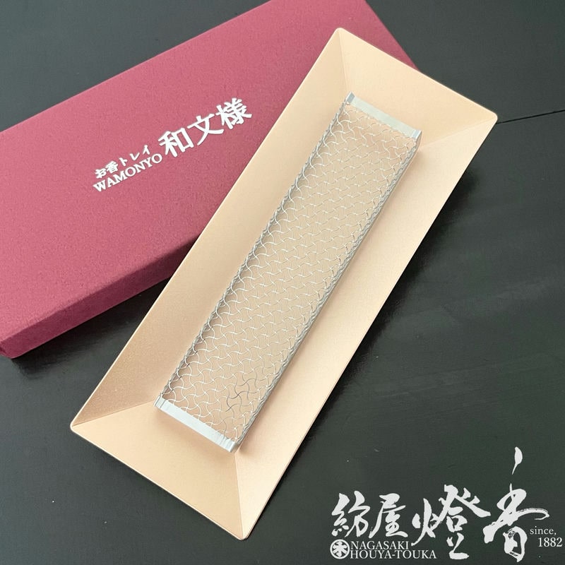 Supreme お香皿 supremeお香スティック セット - メルカリ Supreme お