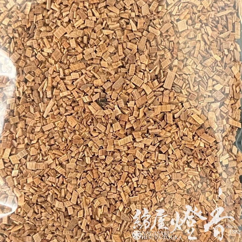 薫物/香原料『インド産【老山・白檀(びゃくだん)-Sandalwood-/30g詰{刻